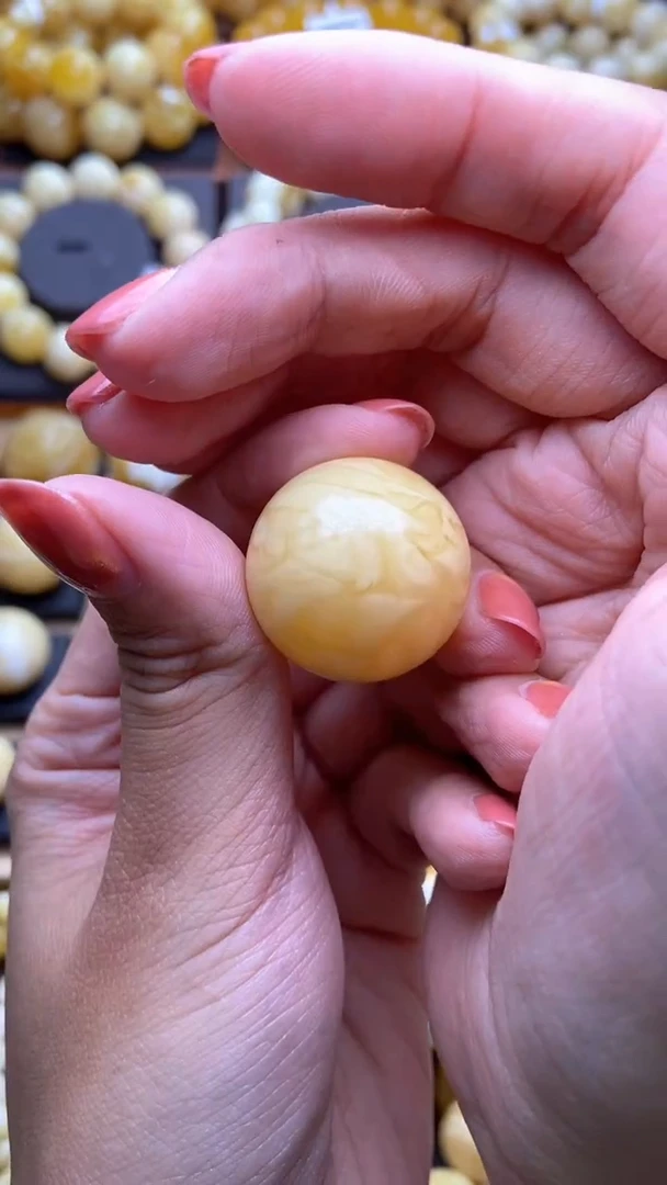 【闪购商品】琥珀裸石未镶嵌 星筠珠宝优选70