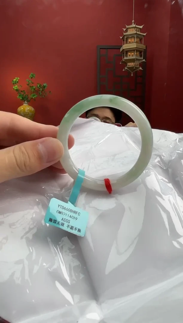 未镶嵌手镯（圆镯）翡翠翡翠手鐲7