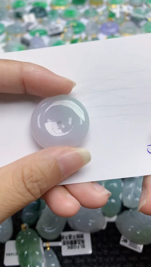 翡翠未镶嵌颈饰天然翡翠A货