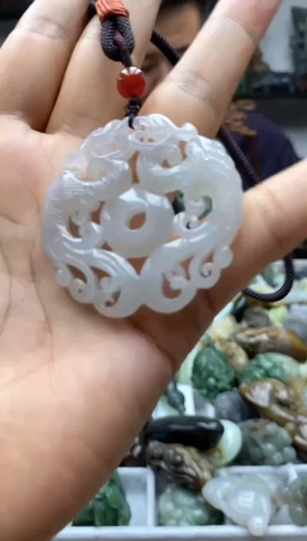 未镶嵌和田玉把件1