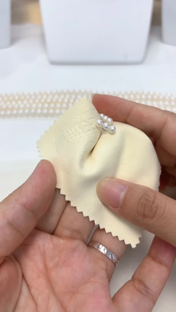 银S925镶嵌淡水珍珠耳饰三珠平衡木