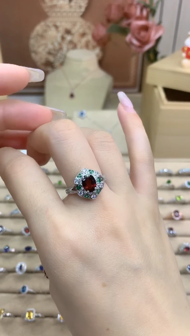 银S925镶嵌戒指石榴石石榴石
