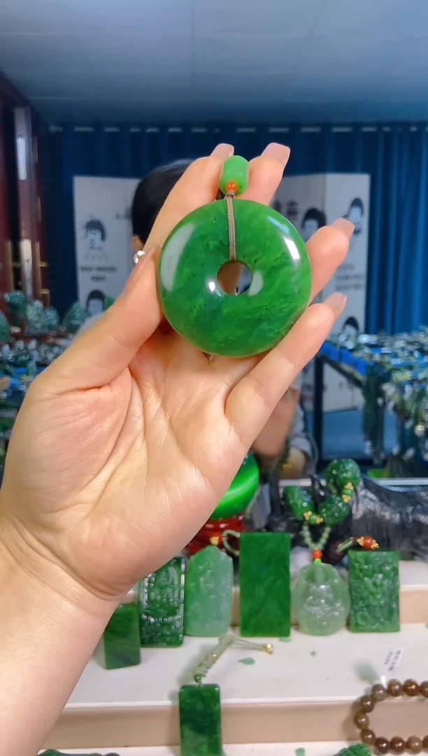 和田玉未镶嵌挂件1