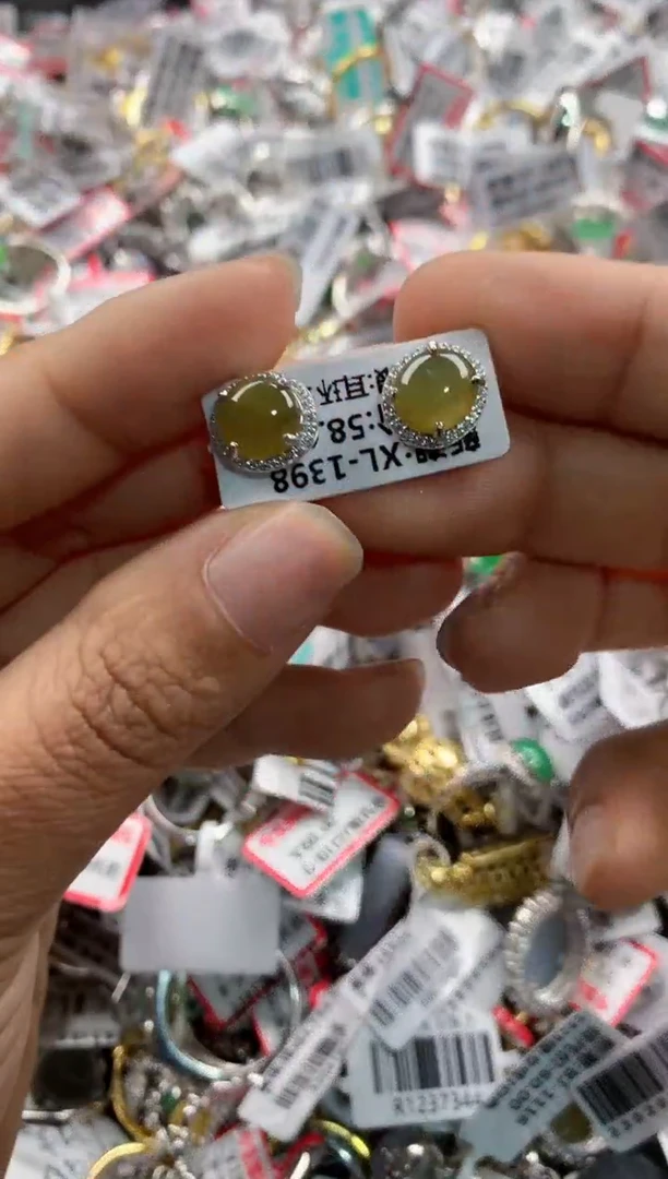 银S925镶嵌戒指翡翠777     10