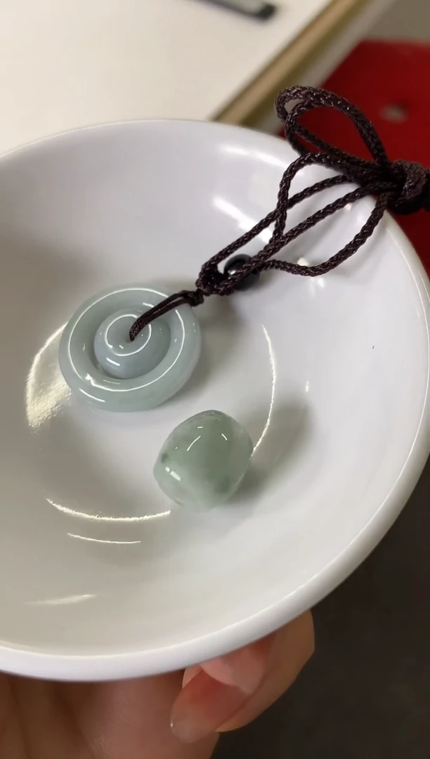 翡翠未镶嵌颈饰1天然缅甸翡翠A货两件套
