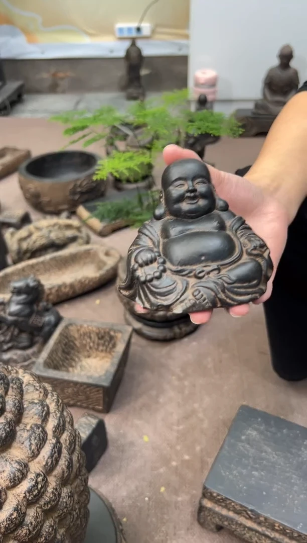 陶土【火山泥】未来佛