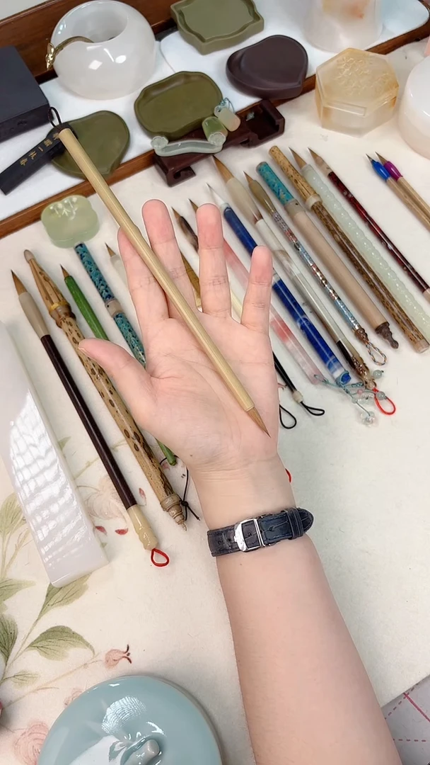 合三舍直播间小楷笔
