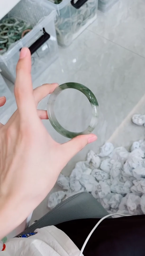 石英质玉手镯未镶嵌160-59