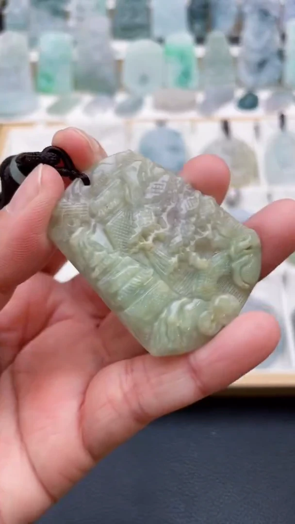 颈饰未镶嵌翡翠天然缅甸翡翠A货305