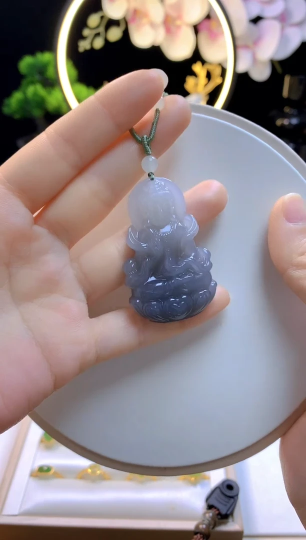 和田玉未镶嵌毛衣链冰烟紫莲花观音