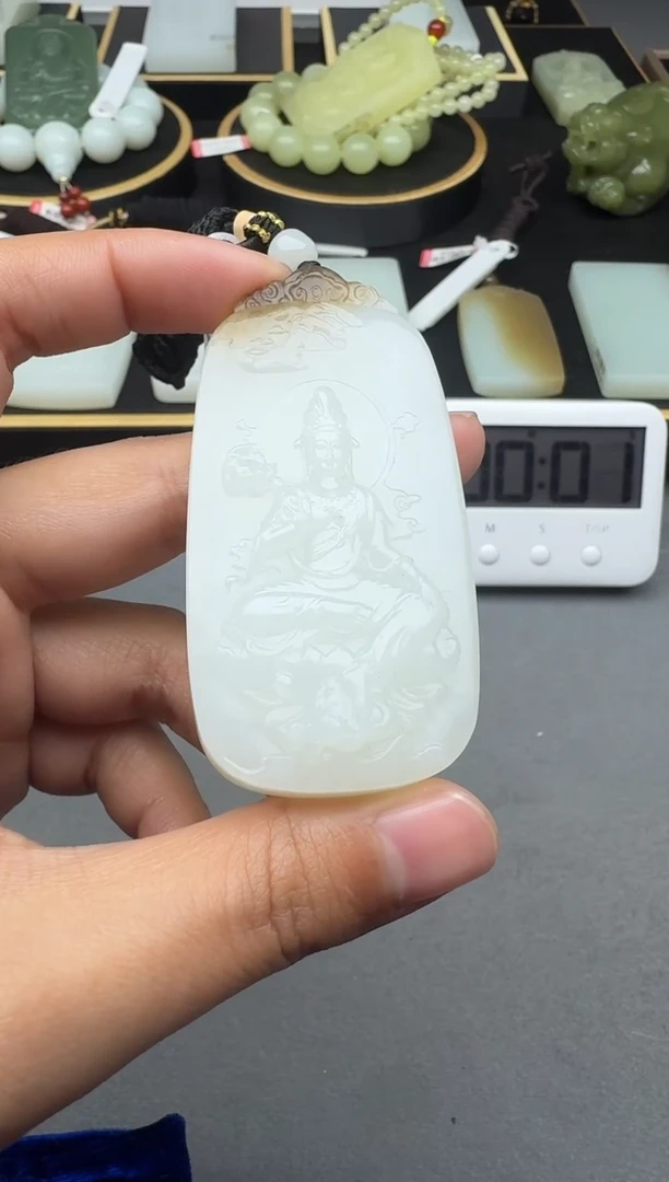 颈饰未镶嵌和田玉1