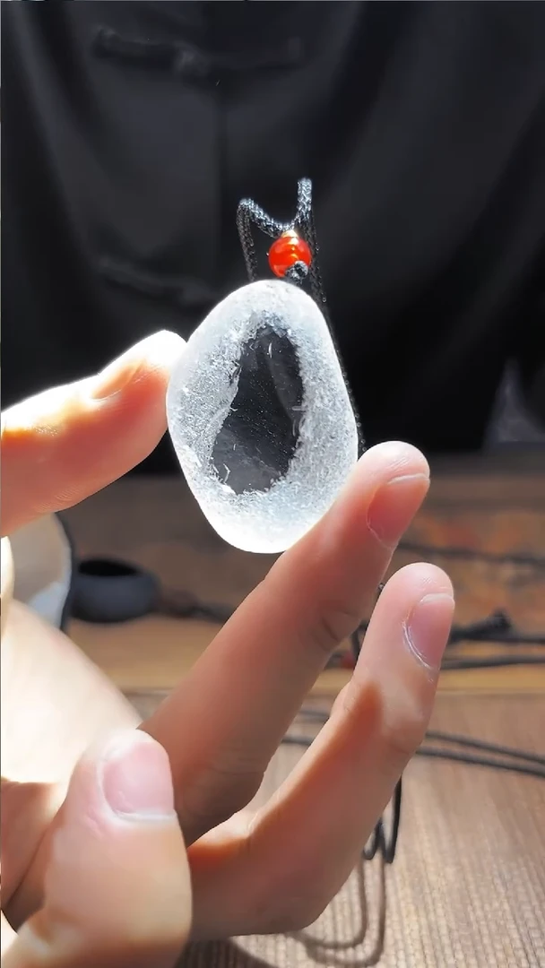 未镶嵌吊坠(赠链)水晶水晶