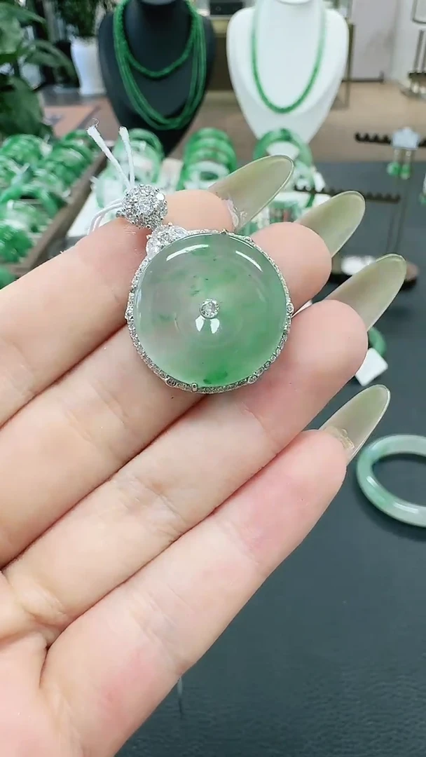 未镶嵌1石英质玉（非洲翠）/9643