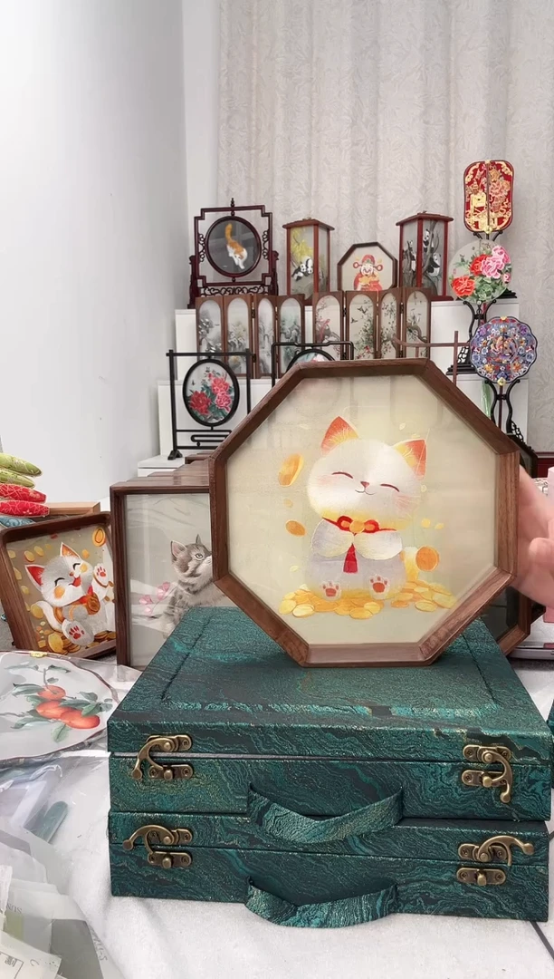 扇子苏绣走手工精品摆台