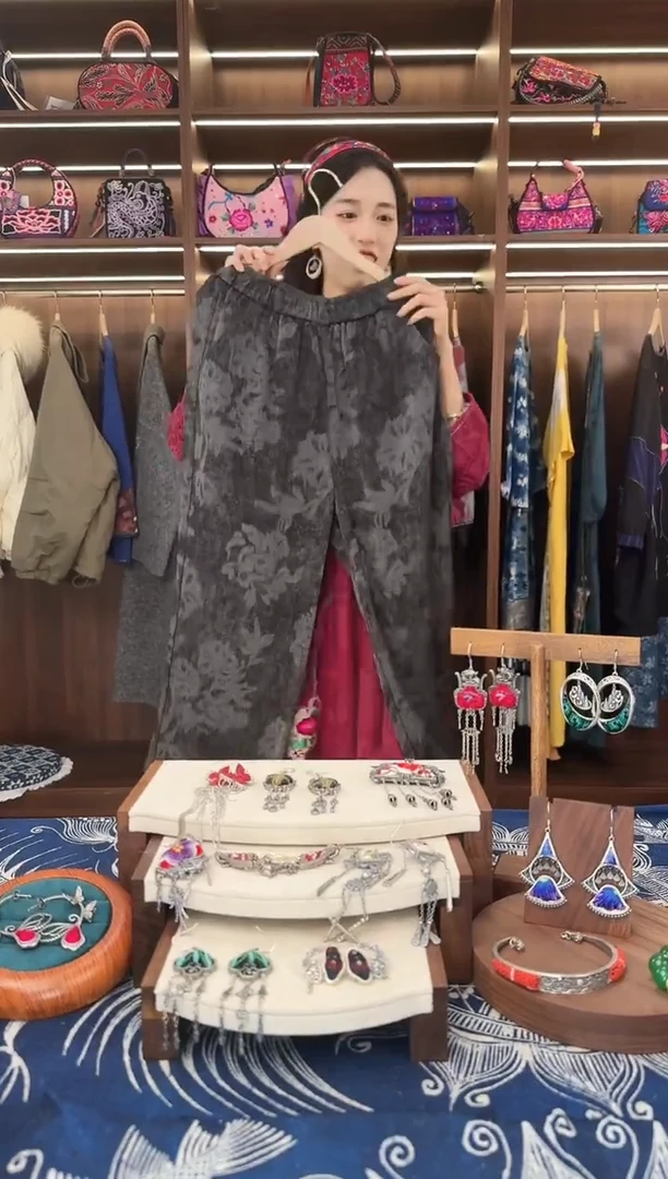 织绣L627黔东南苗族刺绣