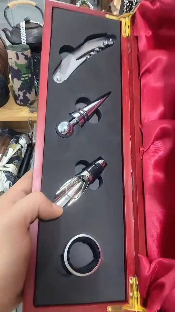 瓷片闪购商品  如图所示