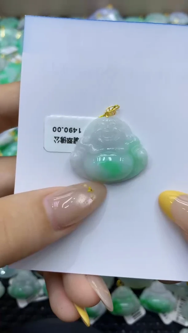 颈饰18K金镶嵌翡翠天然缅甸翡翠A货