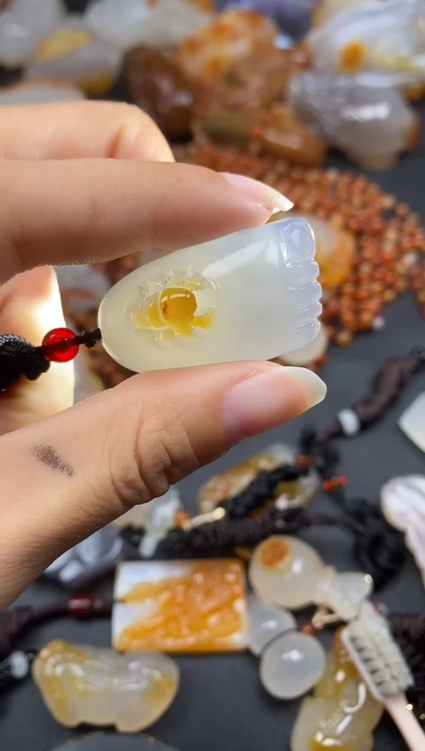 未镶嵌1玛瑙/玉髓想****痛ll