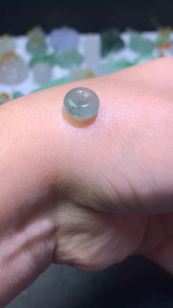 未镶嵌定制翡翠毛货