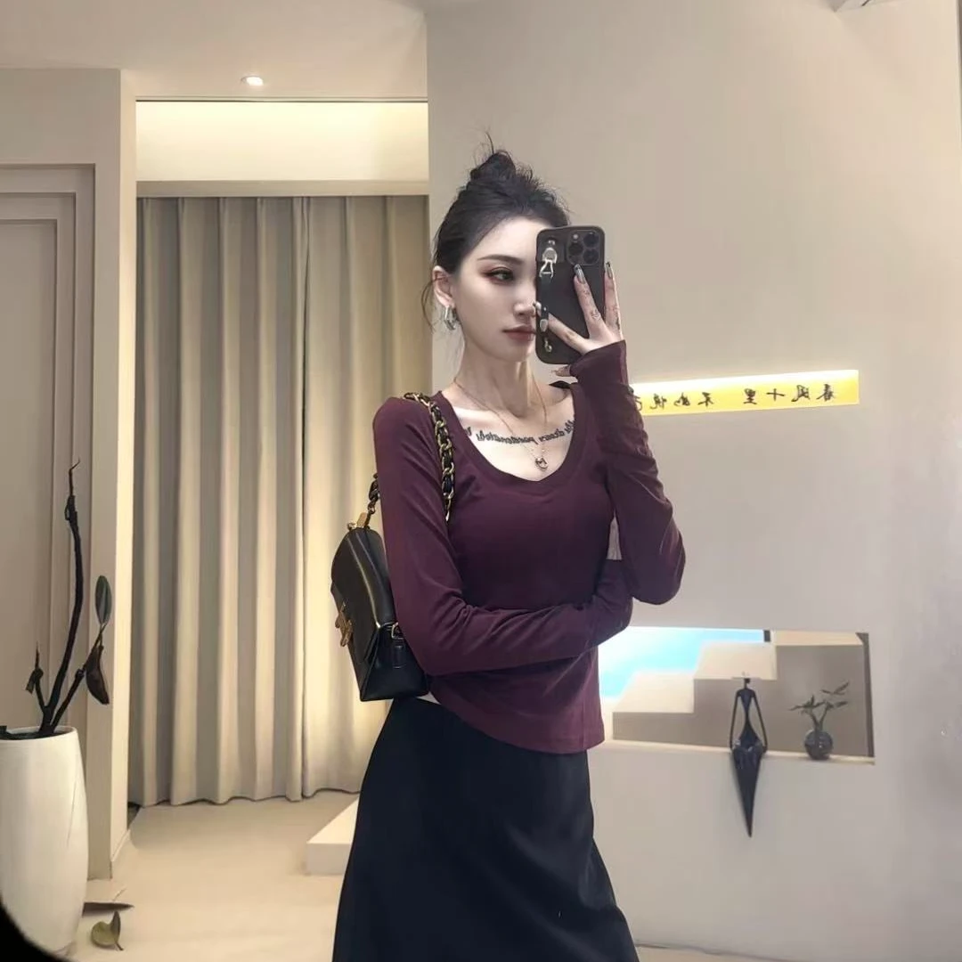【闹闹专属】纯欲风短款v领长袖t恤内搭打底衫女修身显瘦性感上衣
