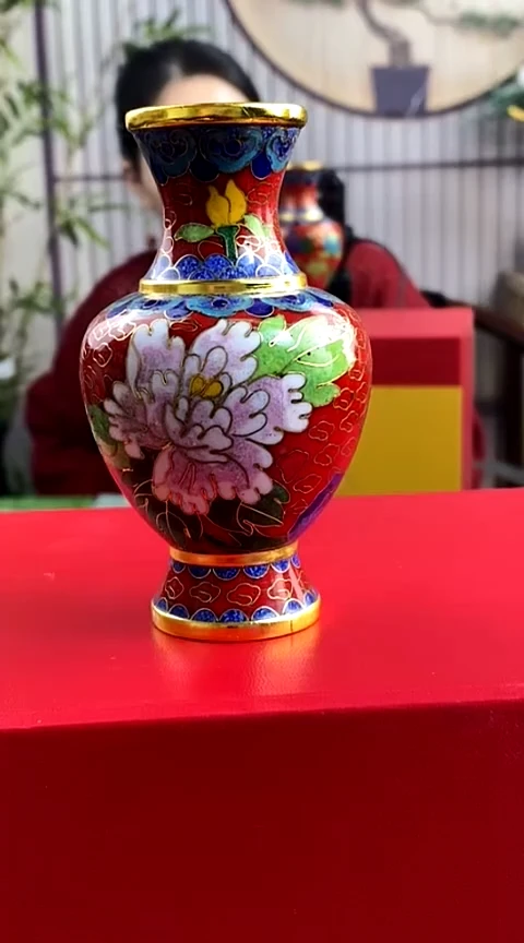 【闪购商品】非遗技艺 景泰蓝花卉瓶红色