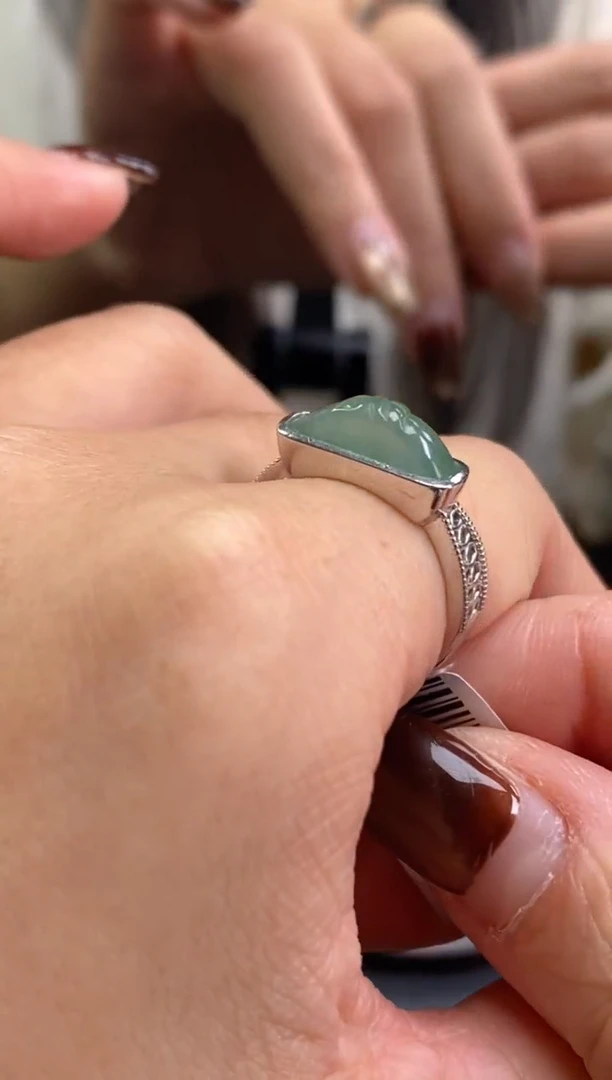 颈饰银S925镶嵌翡翠净货15030