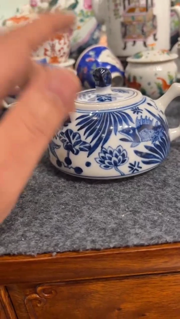 摆件瓷摆件瓷摆件青花鱼手把壶