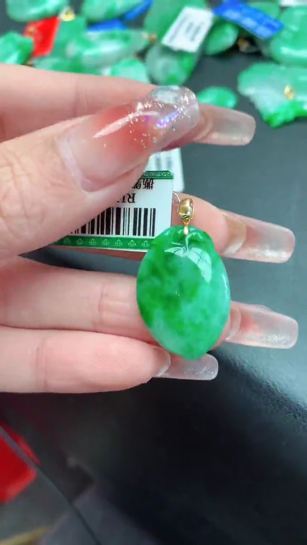 【闪购商品】翡翠颈饰18K金镶嵌挂件