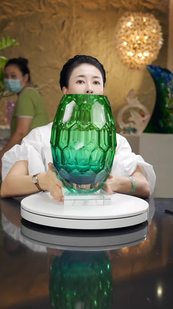 手工艺品琉璃蓝绿色凹面花瓶