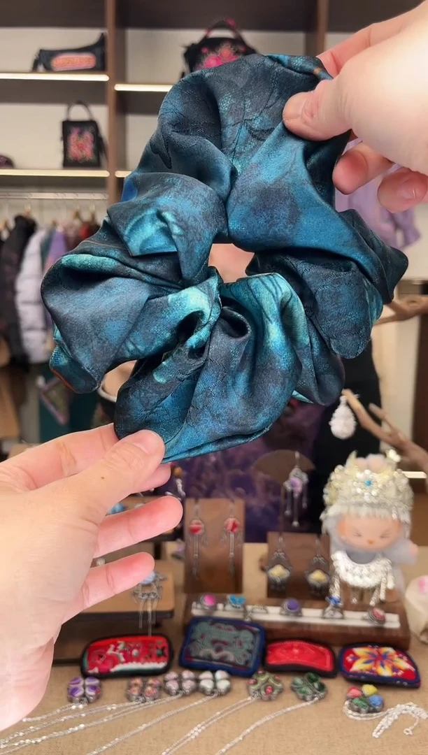 织绣A25黔东南苗族刺绣