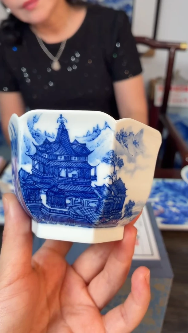 瓷片吴小琴