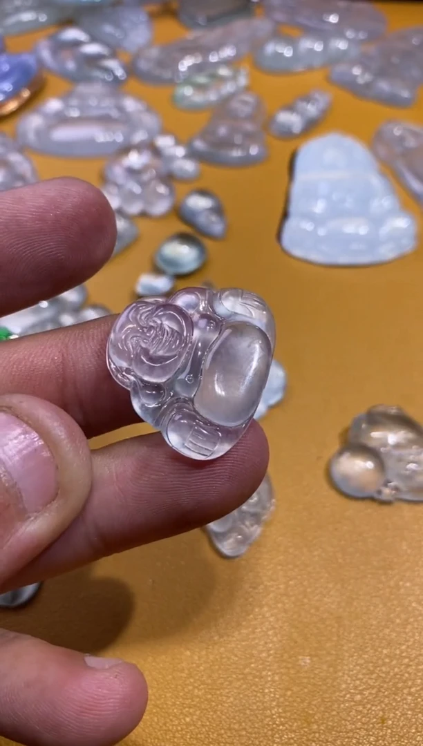 吊坠(不含链)未镶嵌翡翠佛公23.9*28.5*4.0