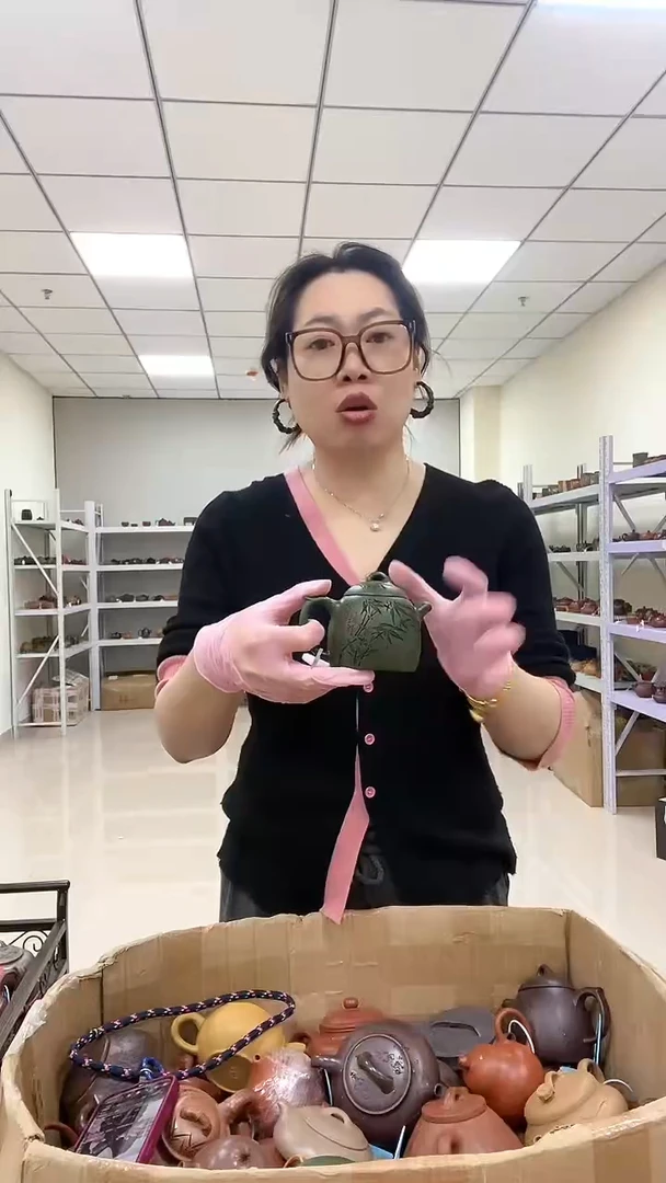 【闪购商品】紫砂茶壶翡翠绿泥 竹石刻绘秦权