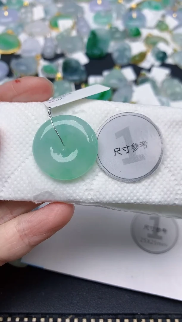 颈饰未镶嵌翡翠天然缅甸A货翡翠