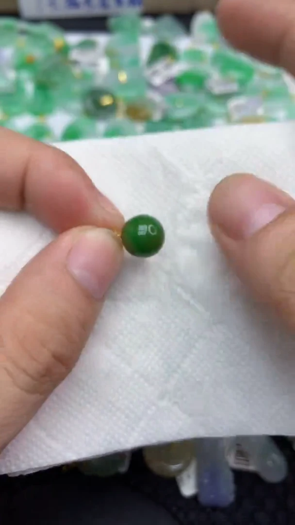 翡翠18K金镶嵌颈饰天然缅甸A货翡翠1