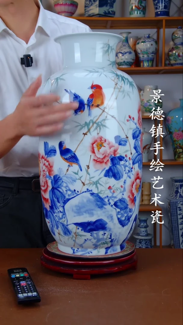 现代景德镇手工手绘陶瓷摆件49