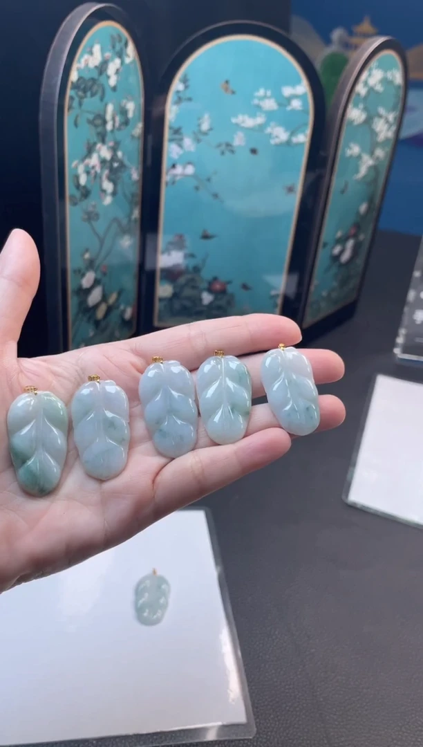 颈饰未镶嵌翡翠叶子-多样性发一