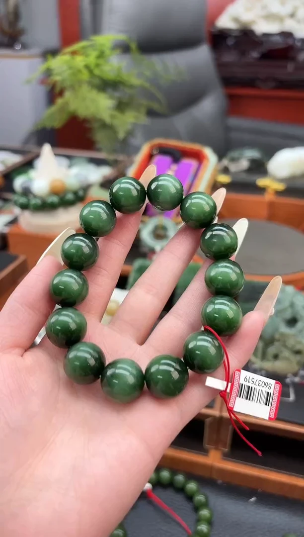 未镶嵌手串和田玉董小姐推荐 多样性发货 拍一发一byhm