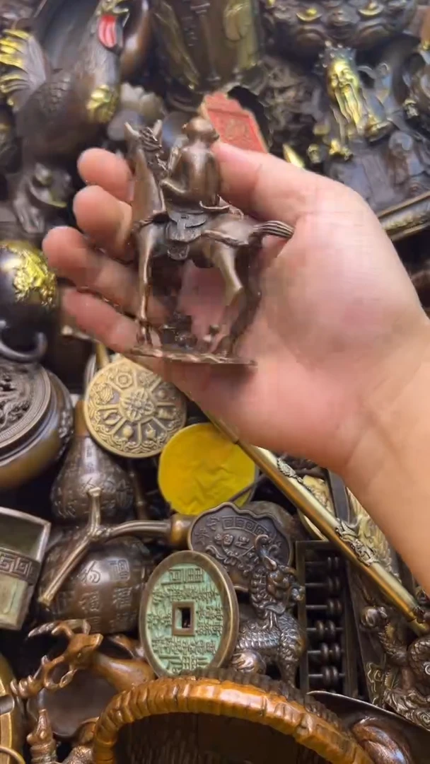 精美铜器，点击下单