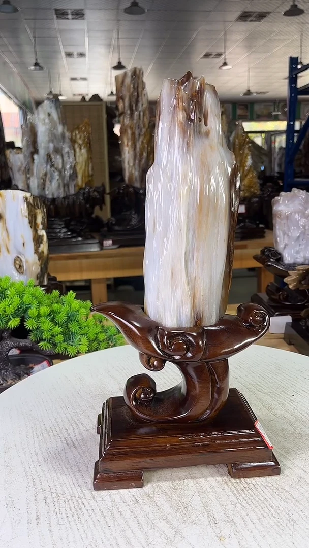 未镶嵌珠宝奇石硅化玉288