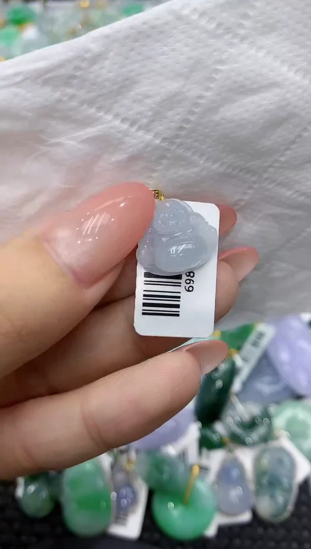 颈饰18K金镶嵌翡翠111111111111