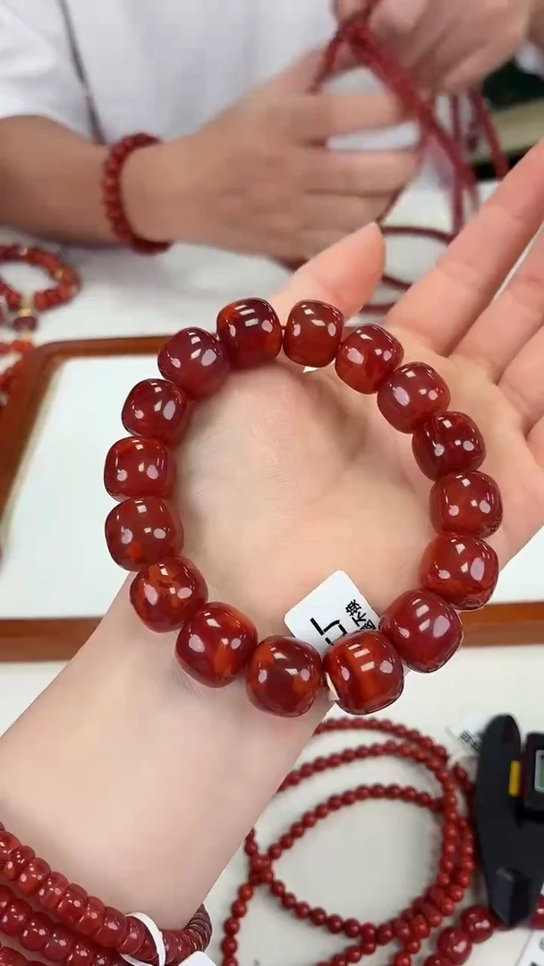 南红玛瑙瓦西老型手串14+未镶嵌一个/条