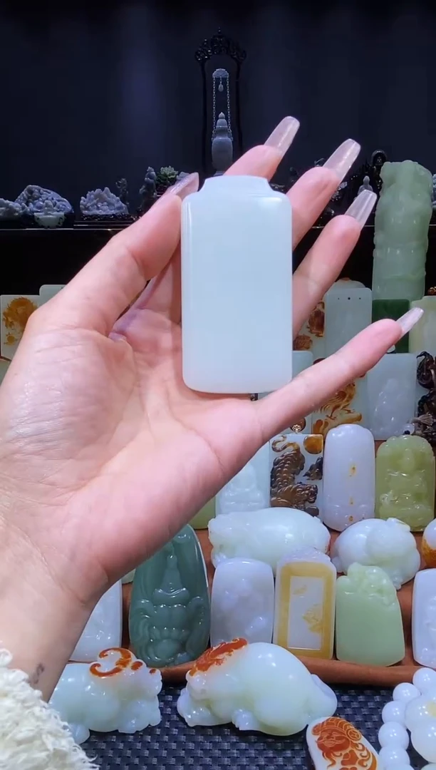 【闪购商品】和田玉吊坠(不含链)未镶嵌.