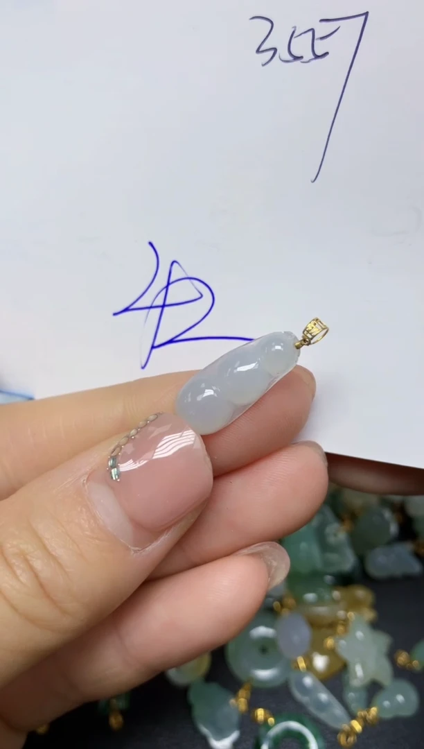 【闪购商品】翡翠挂件18K金镶嵌 天然翡翠A货