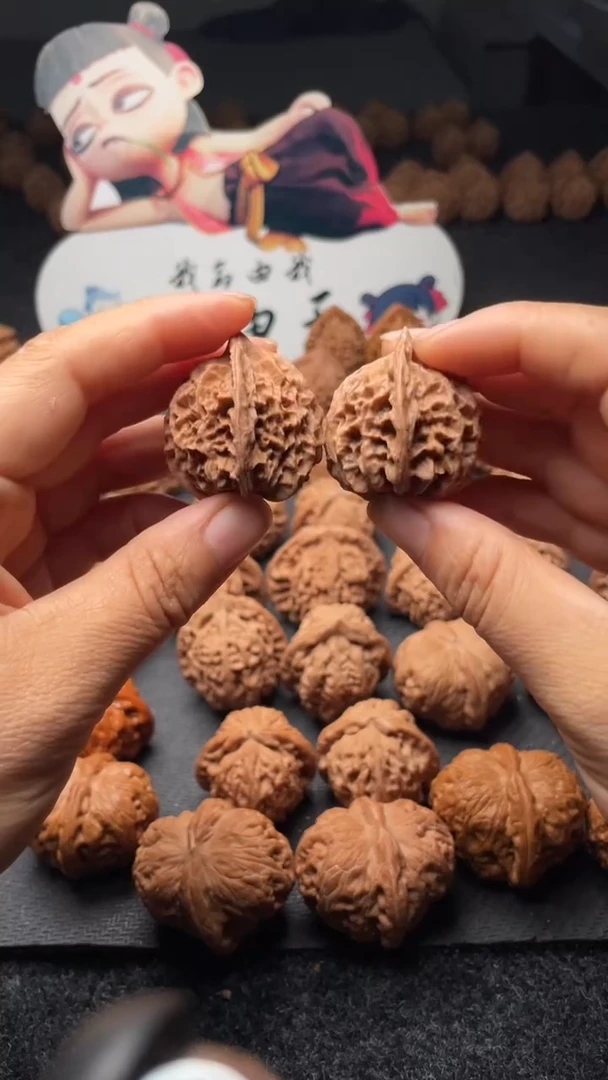 把件文玩核桃?w33  灯笼  36
