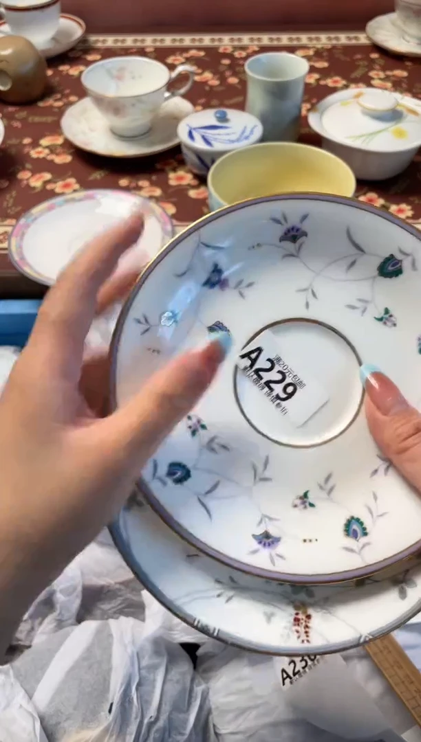 瓷片翩**舞瓷器瓷器A229