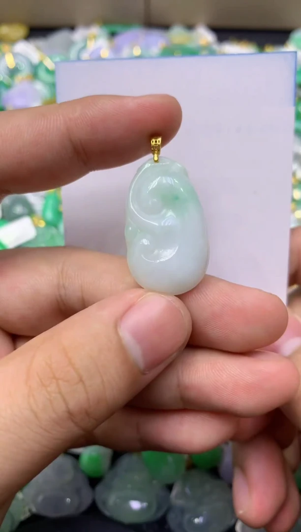 颈饰未镶嵌翡翠天然缅甸翡翠A货