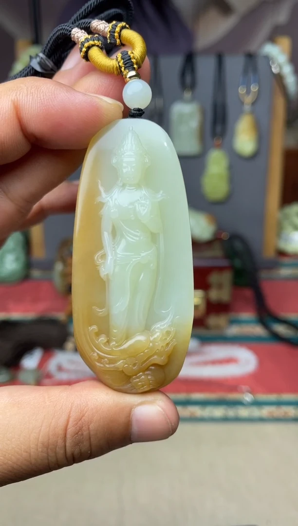 颈饰未镶嵌和田玉拍一发一