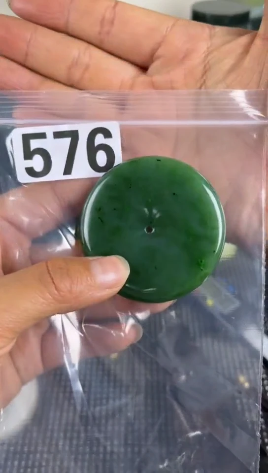 和田玉未镶嵌珠宝半成品扣子