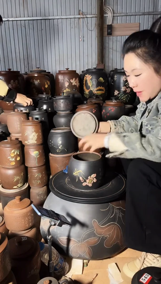【闪购商品】壶瑕疵茶叶罐腰鼓彩填  106